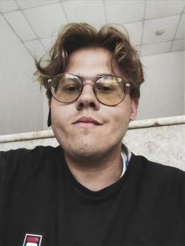 Фото мужчин Александр