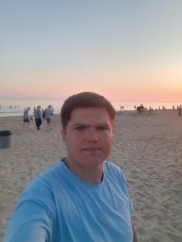 Фото мужчин Анатолий