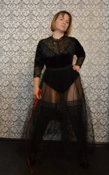 Фото девушки Госпожа Афина