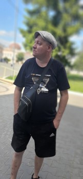 Фото мужчин Денис