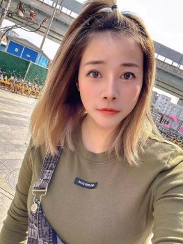 Фото девушки Yan Qin