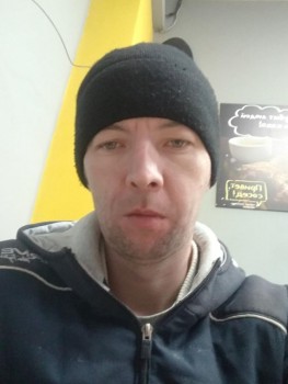 Фото мужчин Денис