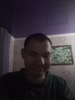 Фото мужчин rafaelzajredenov41@gmail.com