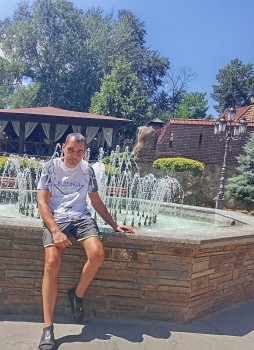 Фото мужчин Саша