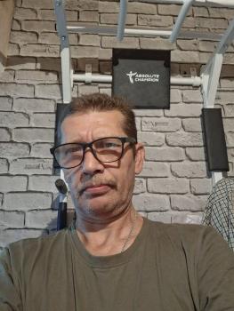 Фото мужчин Дмитрий