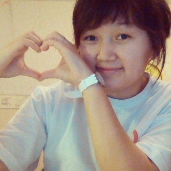 Фото девушки Алдиа