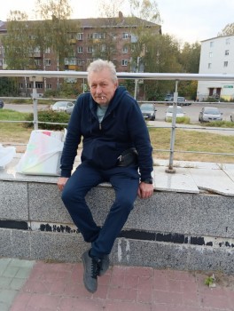 Фото мужчин Юрий