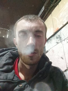 Фото мужчин Денис