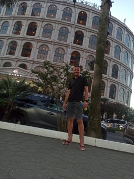 Фото мужчин Олег