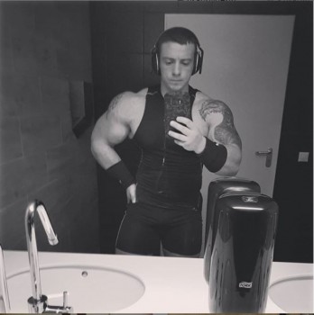 Фото девушки Антон