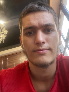 Фото мужчин Рустам