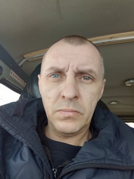 Фото мужчин Анатолий