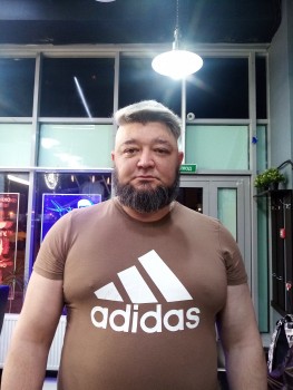 Фото мужчин Роман