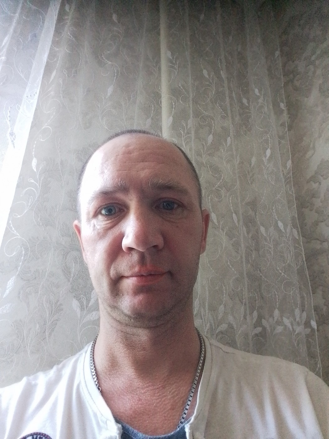 Фото девушка Илья