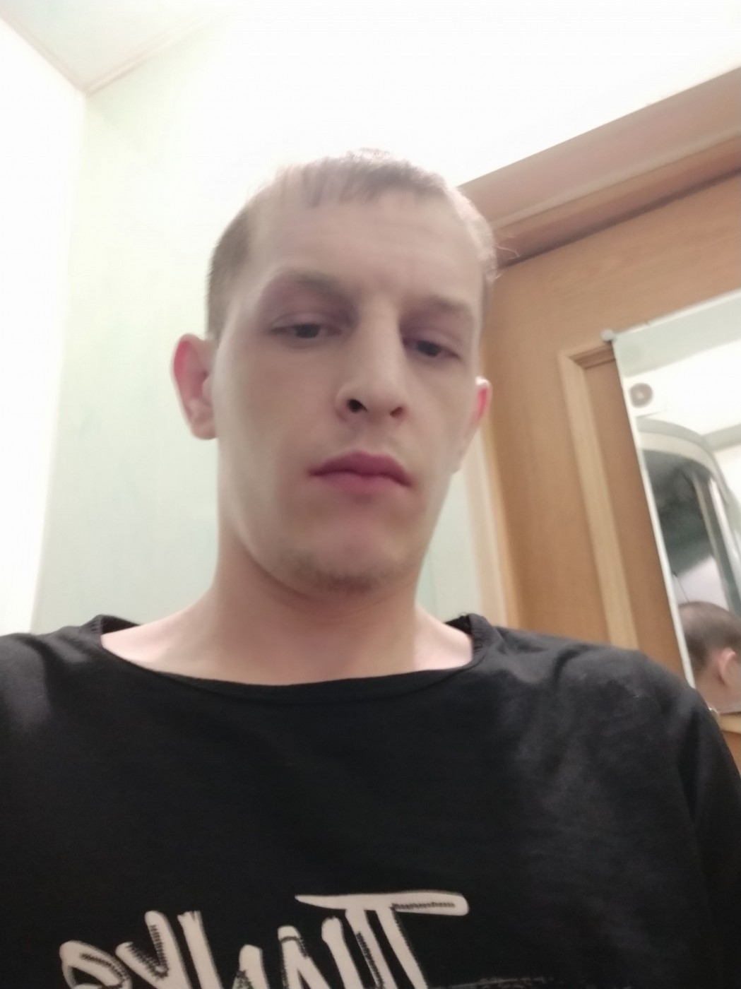 Знакомство. Фото. Нажмите, чтобы увеличить