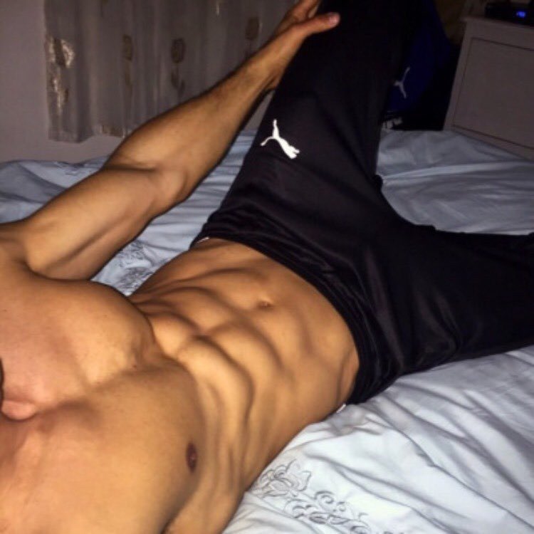 Знакомство. Фото. Нажмите, чтобы увеличить