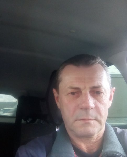 Знакомство. Фото. Нажмите, чтобы увеличить