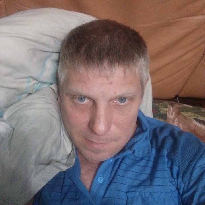 Знакомство. Фото. Нажмите, чтобы увеличить