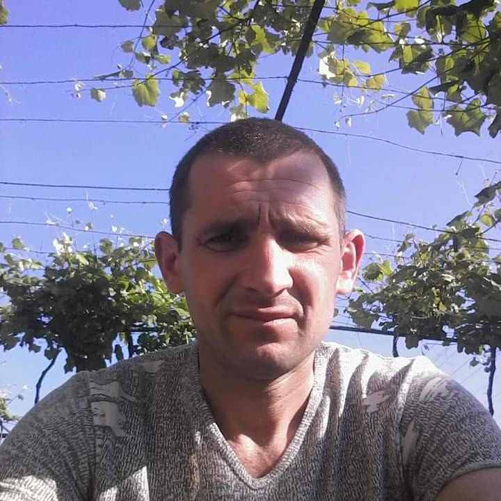 Знакомство. Фото. Нажмите, чтобы увеличить