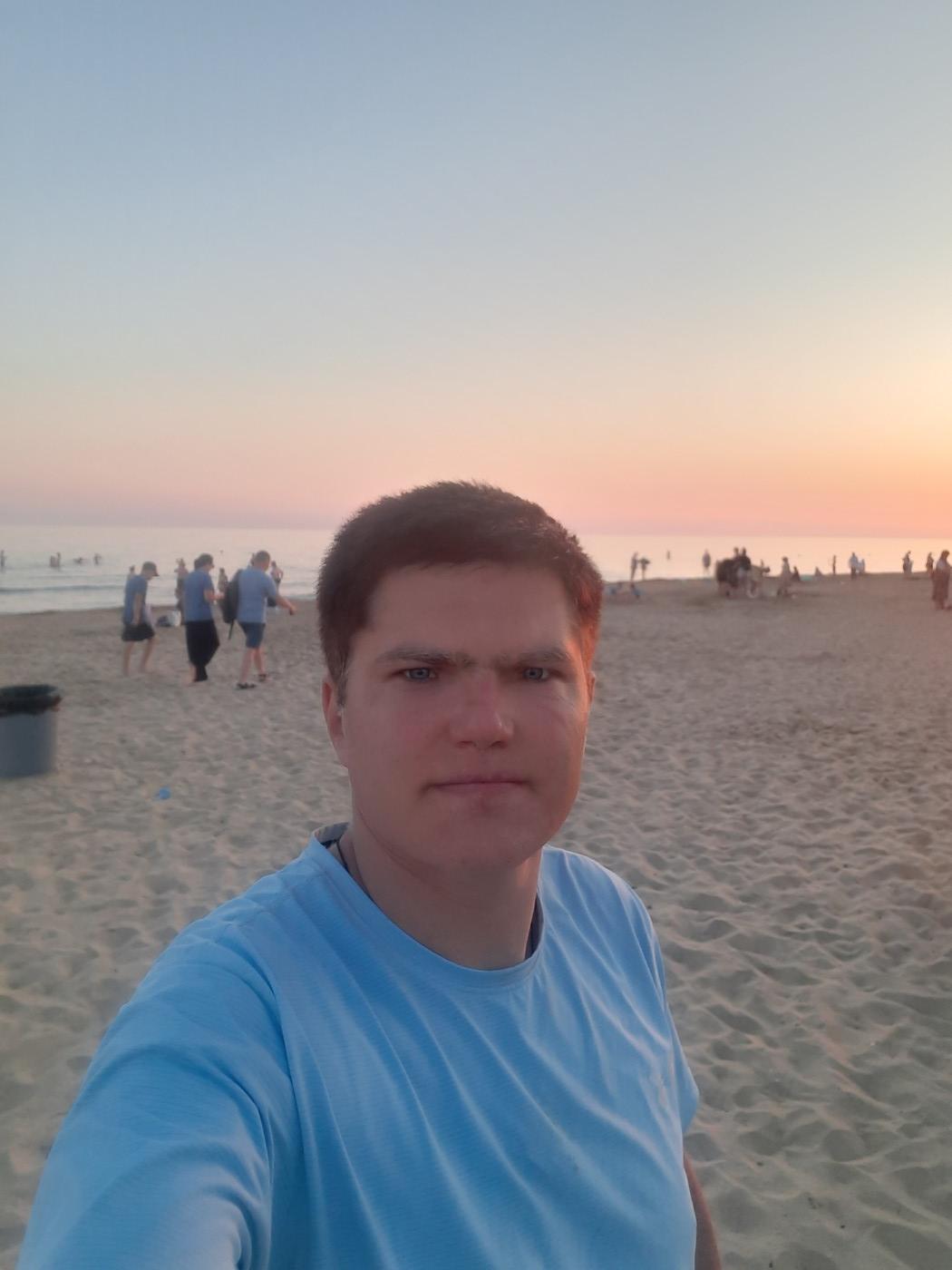 Фото девушка Анатолий