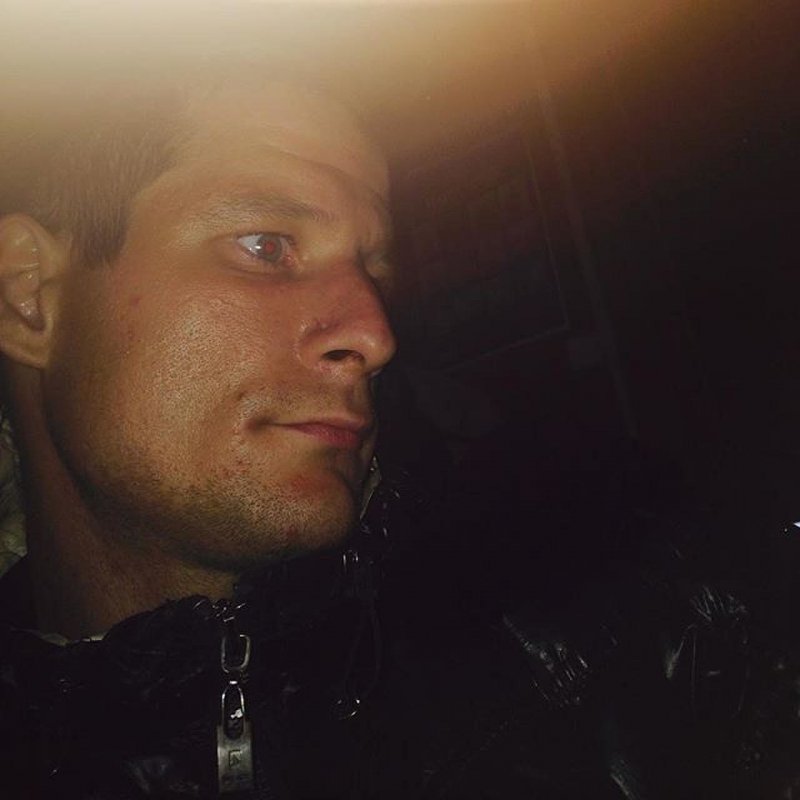 Знакомство. Фото. Нажмите, чтобы увеличить