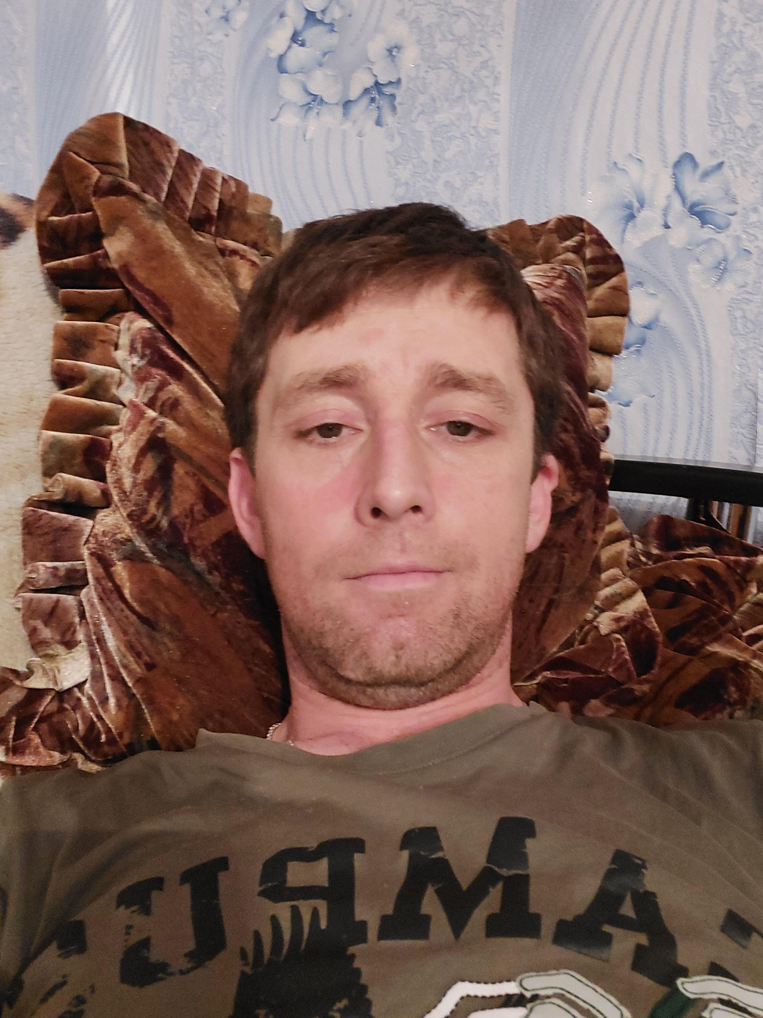 Знакомство. Фото. Нажмите, чтобы увеличить