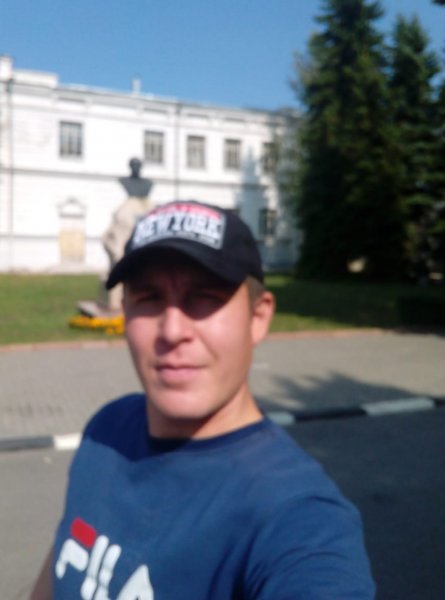 Знакомство. Фото. Нажмите, чтобы увеличить