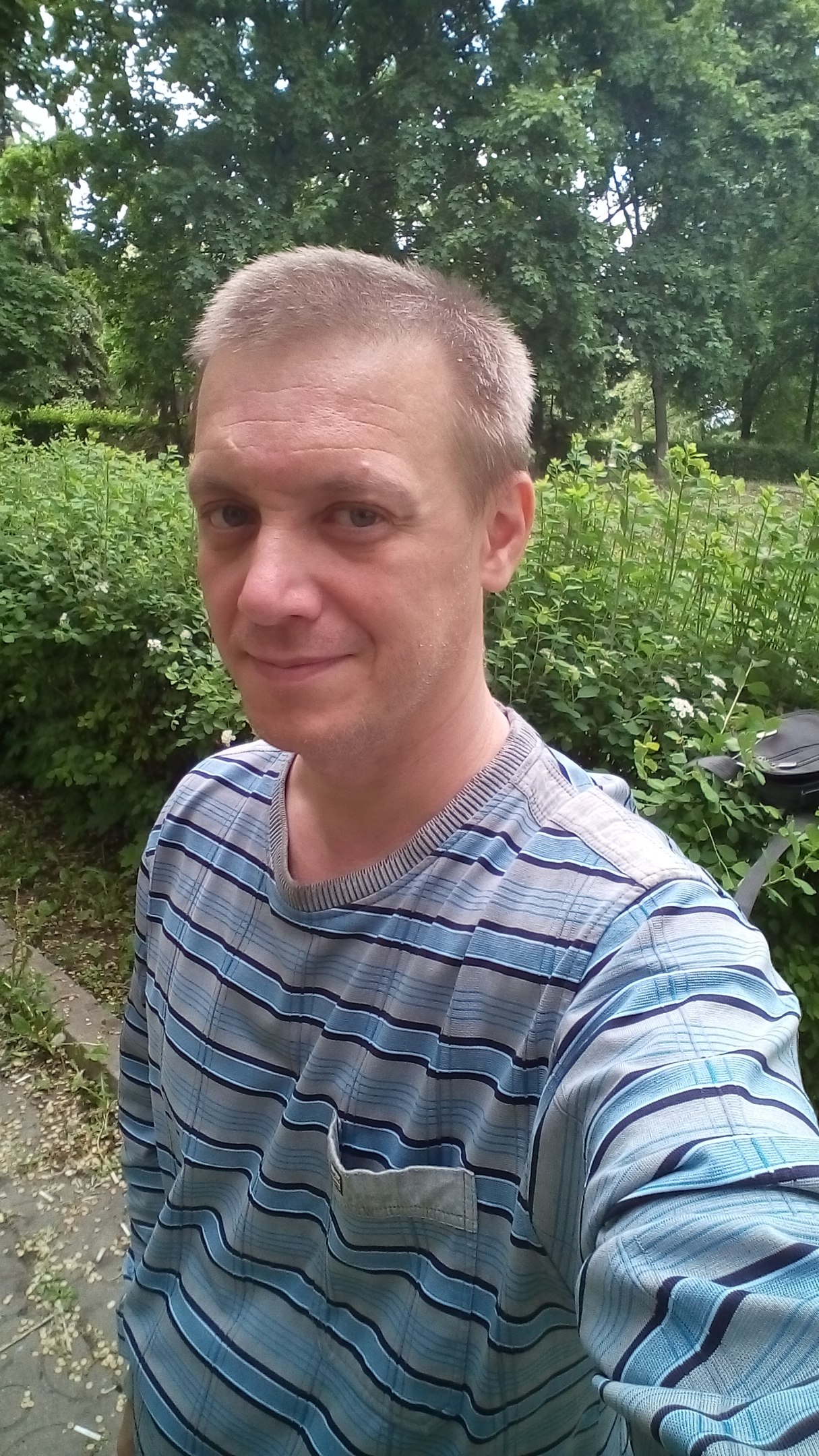 Знакомство. Фото. Нажмите, чтобы увеличить