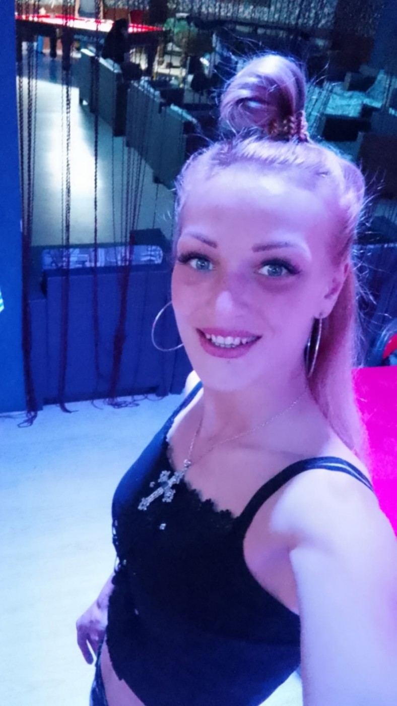 Фото девушка Асия