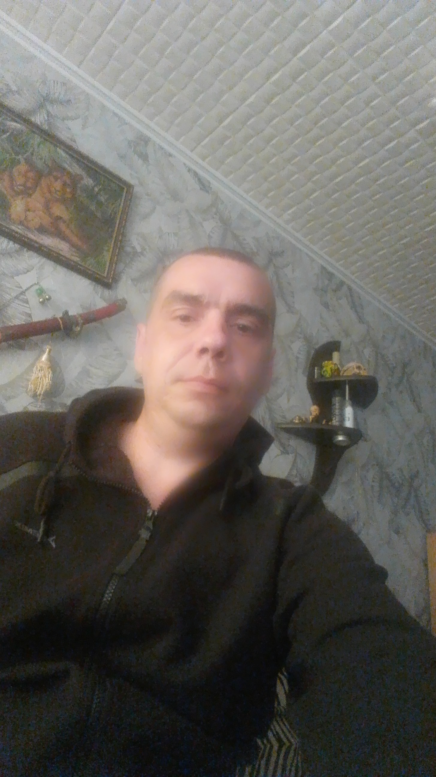 Знакомство. Фото. Нажмите, чтобы увеличить