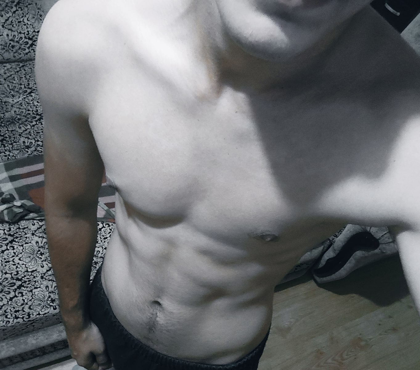 Знакомство. Фото. Нажмите, чтобы увеличить