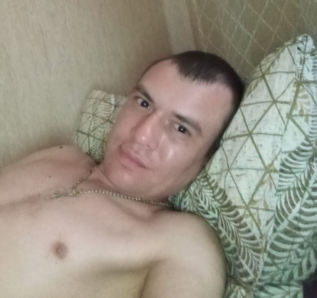 Знакомство. Фото. Нажмите, чтобы увеличить