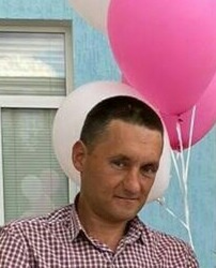 Знакомство. Фото. Нажмите, чтобы увеличить