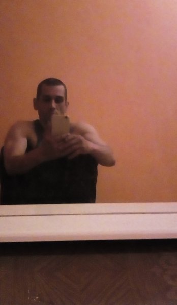 Знакомство. Фото. Нажмите, чтобы увеличить