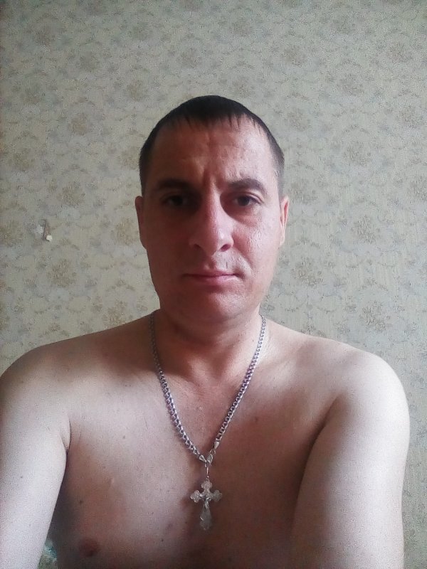 Знакомство. Фото. Нажмите, чтобы увеличить