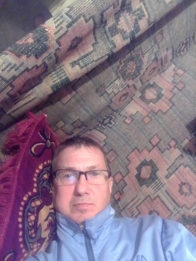 Знакомство. Фото. Нажмите, чтобы увеличить