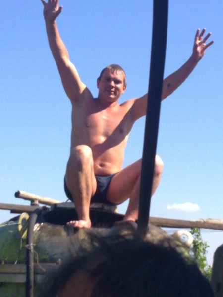 Знакомство. Фото. Нажмите, чтобы увеличить