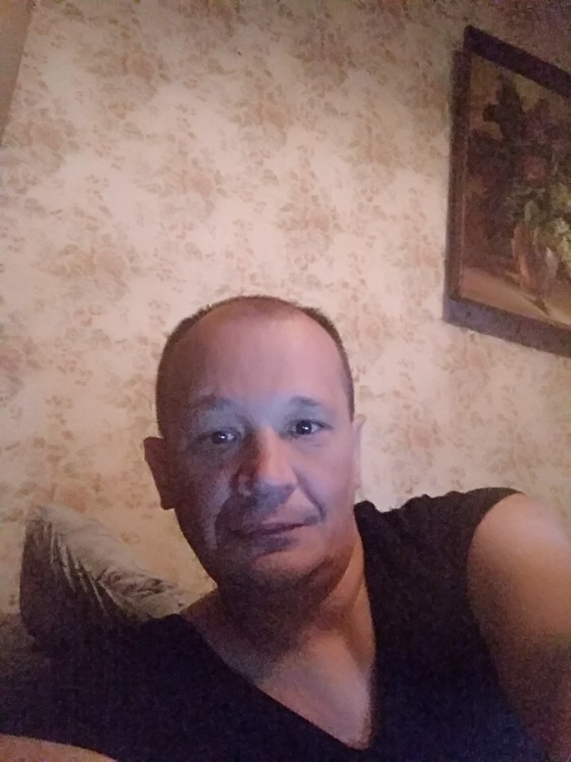 Знакомство. Фото. Нажмите, чтобы увеличить