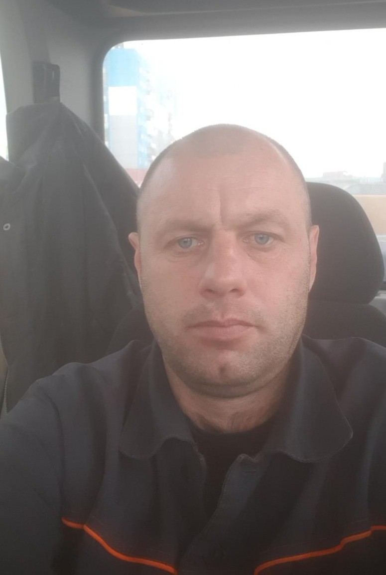 Знакомство. Фото. Нажмите, чтобы увеличить