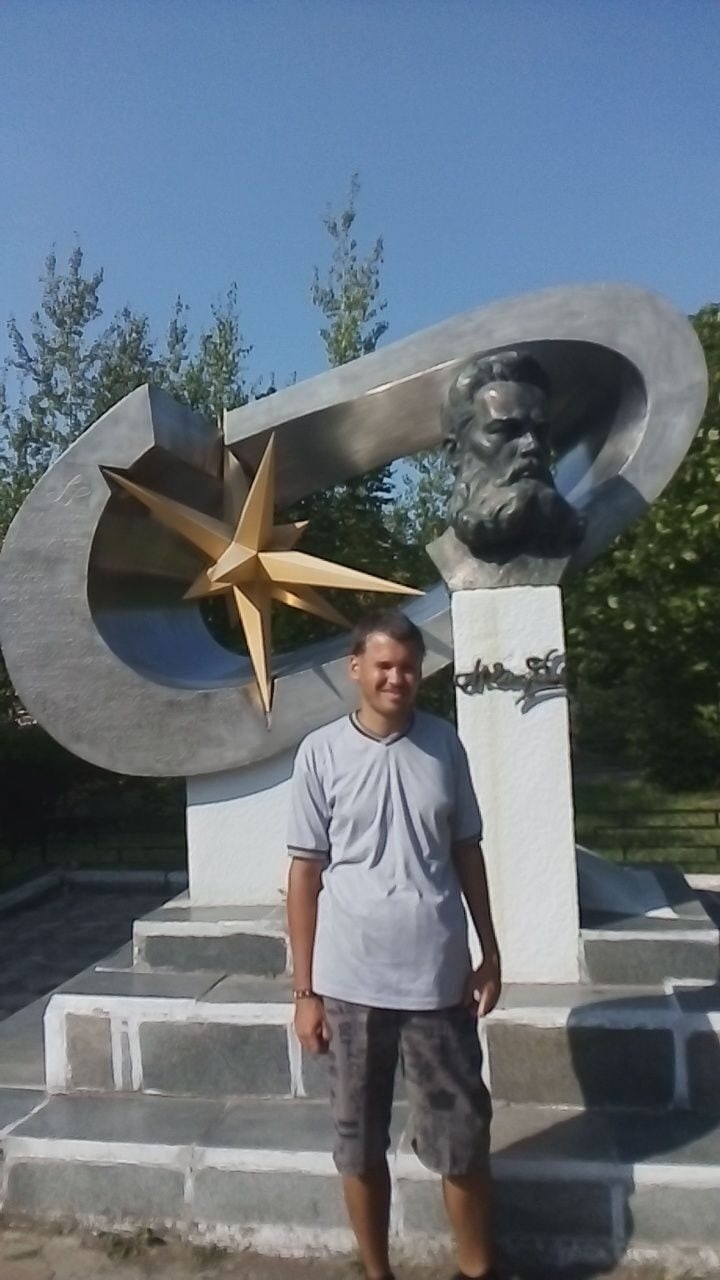 Фото девушка Виталик