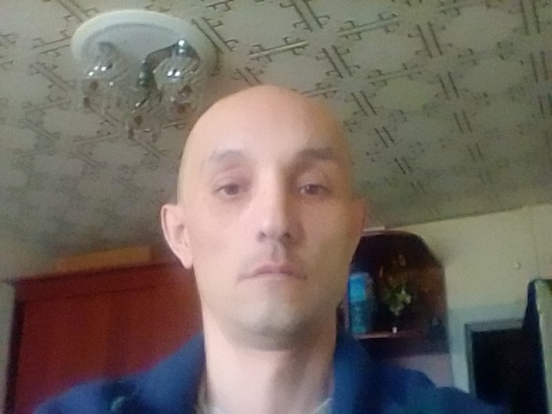 Знакомство. Фото. Нажмите, чтобы увеличить