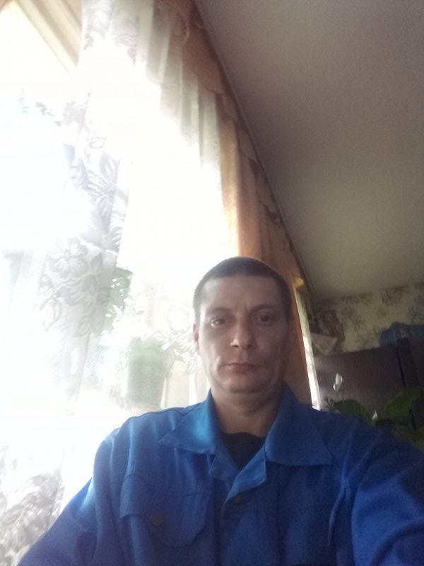 Знакомство. Фото. Нажмите, чтобы увеличить