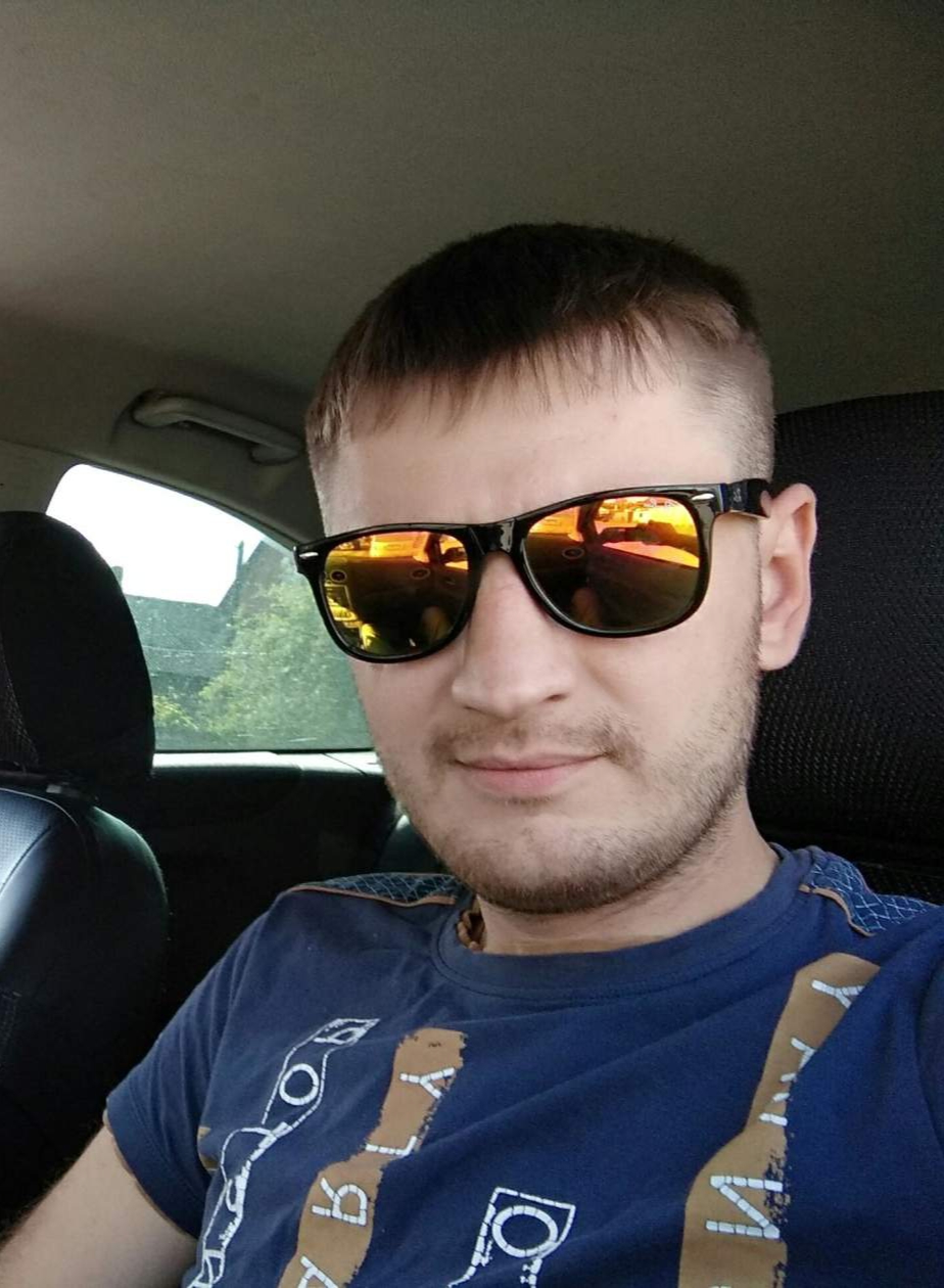 Фото девушка Денис