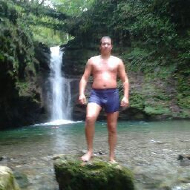 Знакомство. Фото. Нажмите, чтобы увеличить