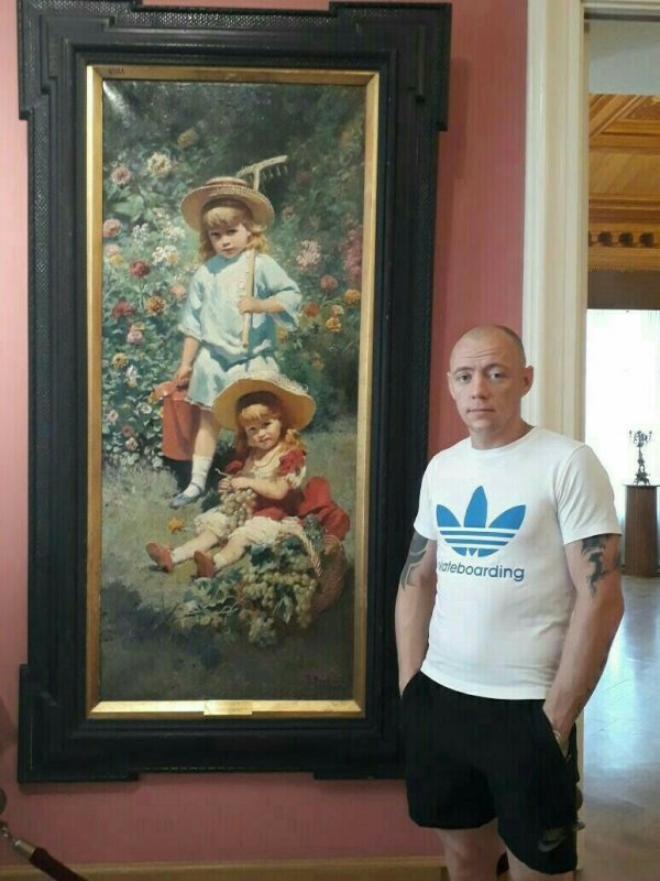 Знакомство. Фото. Нажмите, чтобы увеличить