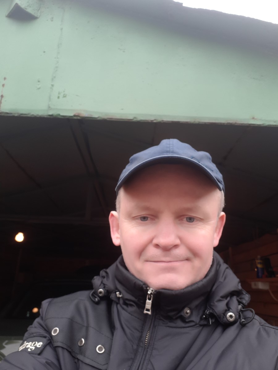 Знакомство. Фото. Нажмите, чтобы увеличить