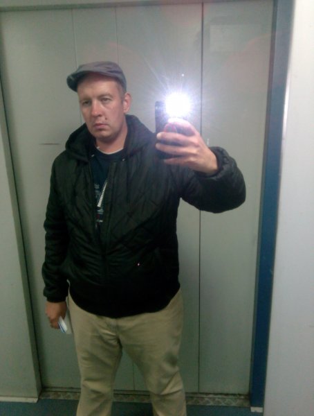 Знакомство. Фото. Нажмите, чтобы увеличить