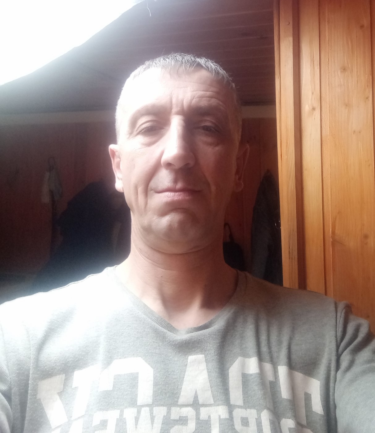 Знакомство. Фото. Нажмите, чтобы увеличить