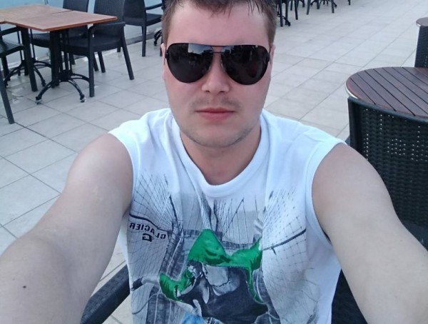 Знакомство. Фото. Нажмите, чтобы увеличить