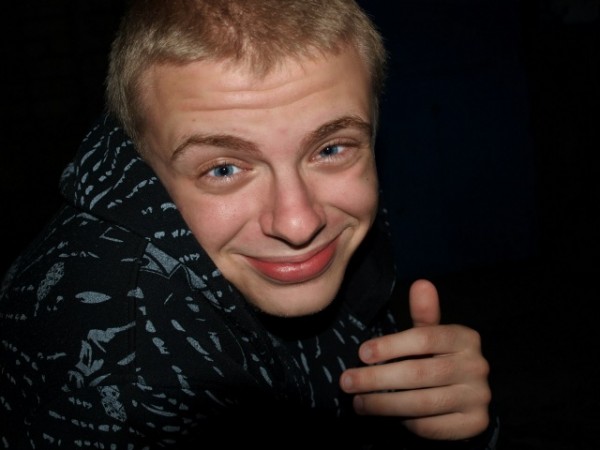 Знакомство. Фото. Нажмите, чтобы увеличить